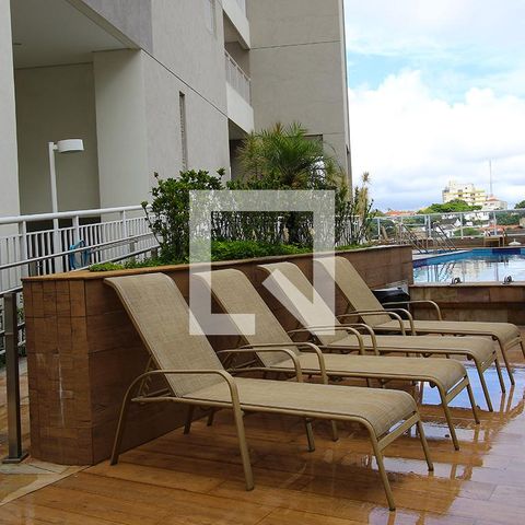 Studio à venda com 30m², 1 quarto e 1 vaga Studio à venda com 30m², 1 quarto e 1 vagaÁrea comum - Piscina