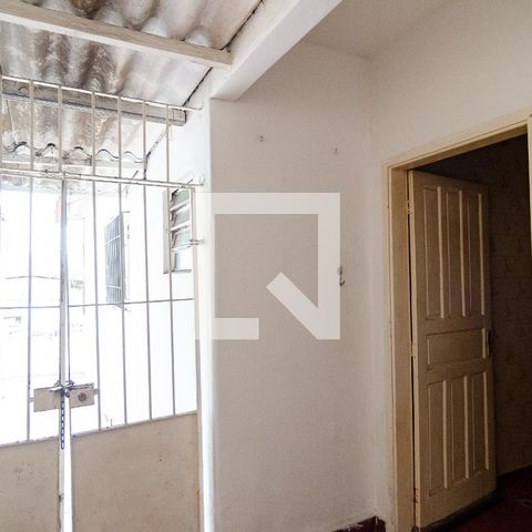 Casa à venda com 70m², 1 quarto e 1 vaga Casa à venda com 70m², 1 quarto e 1 vagaLavanderia