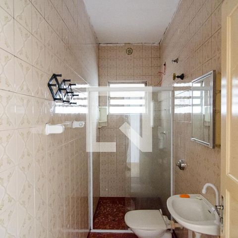 Casa à venda com 70m², 1 quarto e 1 vaga Casa à venda com 70m², 1 quarto e 1 vagaBanheiro Social
