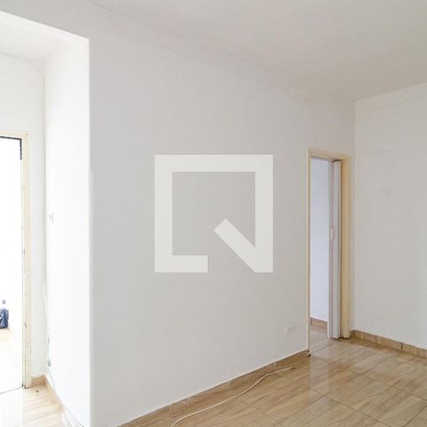 Casa à venda com 70m², 1 quarto e 1 vaga Casa à venda com 70m², 1 quarto e 1 vagaSala