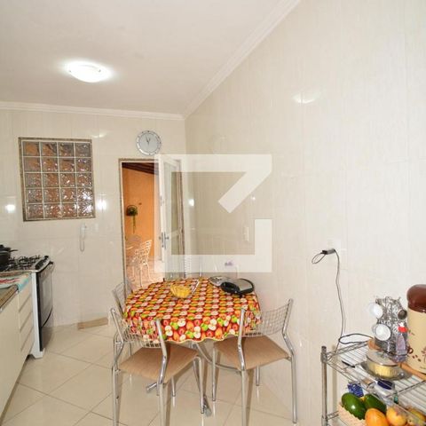 Casa à venda com 217m², 4 quartos e 2 vagasCozinha