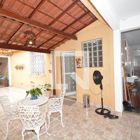 Casa à venda com 217m², 4 quartos e 2 vagasChurrasqueira