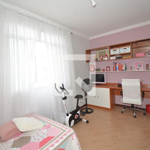 Casa à venda com 217m², 4 quartos e 2 vagasQuarto 2 do Segundo Piso