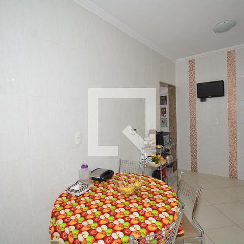 Casa à venda com 217m², 4 quartos e 2 vagasCozinha