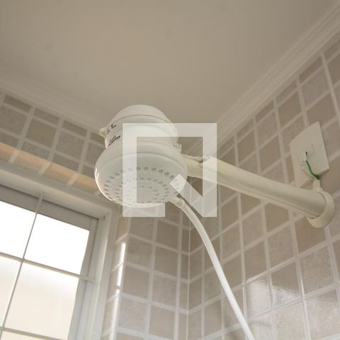 Casa à venda com 217m², 4 quartos e 2 vagasBanheiro da Suíte