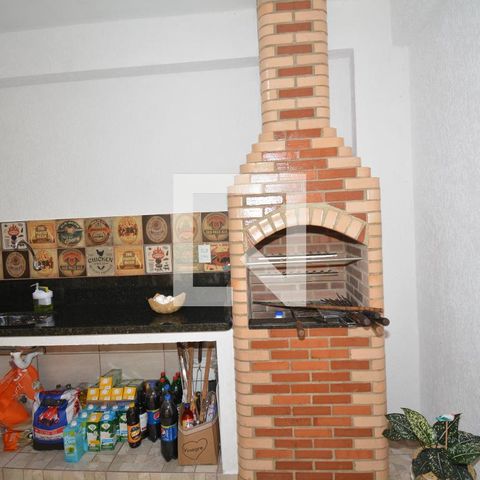 Casa à venda com 217m², 4 quartos e 2 vagasChurrasqueira