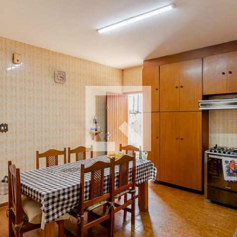 Casa à venda com 400m², 3 quartos e 8 vagas Casa à venda com 400m², 3 quartos e 8 vagasCozinha