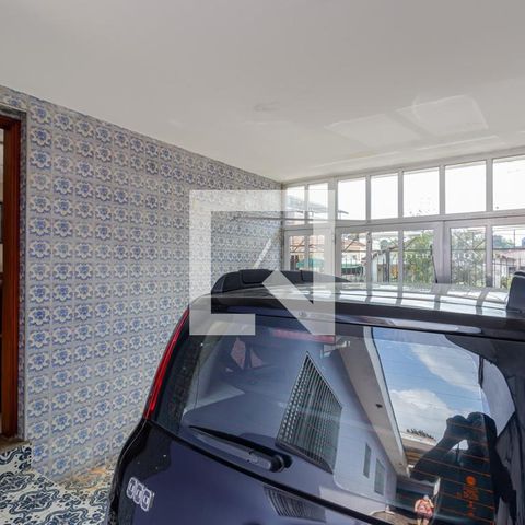 Casa à venda com 400m², 3 quartos e 8 vagas Casa à venda com 400m², 3 quartos e 8 vagasGaragem