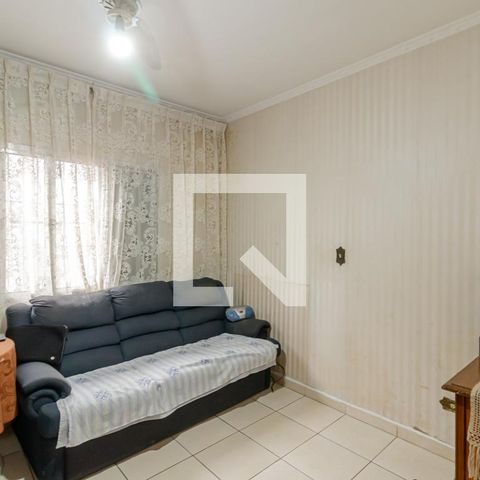 Casa à venda com 400m², 3 quartos e 8 vagas Casa à venda com 400m², 3 quartos e 8 vagasQuarto 3