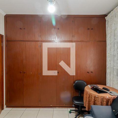 Casa à venda com 400m², 3 quartos e 8 vagas Casa à venda com 400m², 3 quartos e 8 vagasQuarto 3