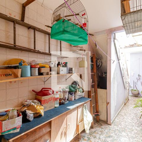Casa à venda com 400m², 3 quartos e 8 vagas Casa à venda com 400m², 3 quartos e 8 vagasÁrea de Serviço