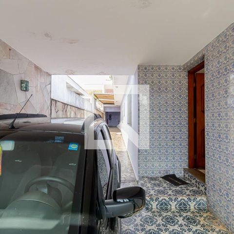 Casa à venda com 400m², 3 quartos e 8 vagas Casa à venda com 400m², 3 quartos e 8 vagasGaragem