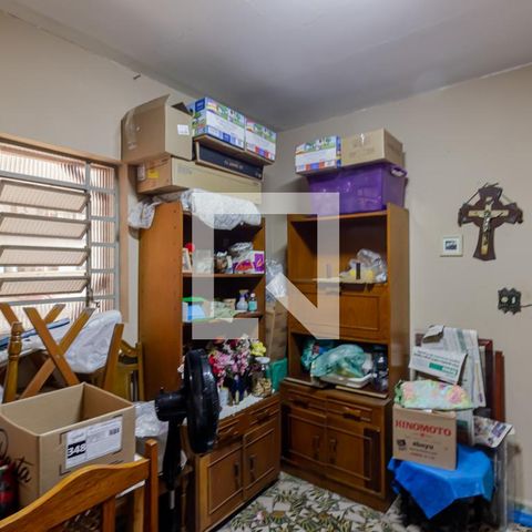 Casa à venda com 400m², 3 quartos e 8 vagas Casa à venda com 400m², 3 quartos e 8 vagasQuarto de Serviço