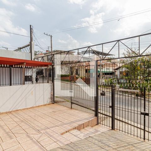 Casa à venda com 400m², 3 quartos e 8 vagas Casa à venda com 400m², 3 quartos e 8 vagasGaragem