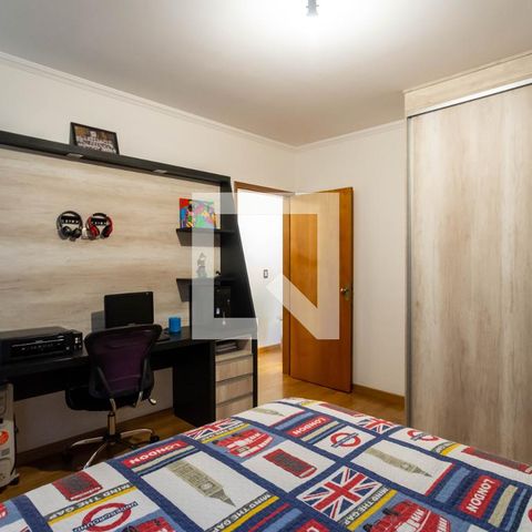 Casa à venda com 220m², 3 quartos e 4 vagasSuíte 2