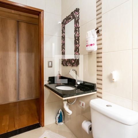 Casa à venda com 220m², 3 quartos e 4 vagasBanheiro da Suíte 3