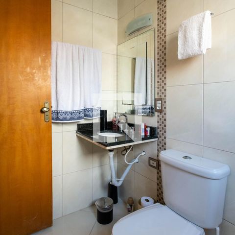 Casa à venda com 220m², 3 quartos e 4 vagasBanheiro da Suite Master