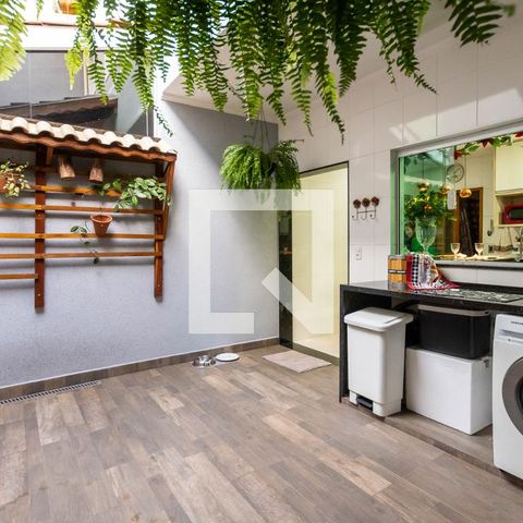 Casa à venda com 220m², 3 quartos e 4 vagasVaranda Gourmet