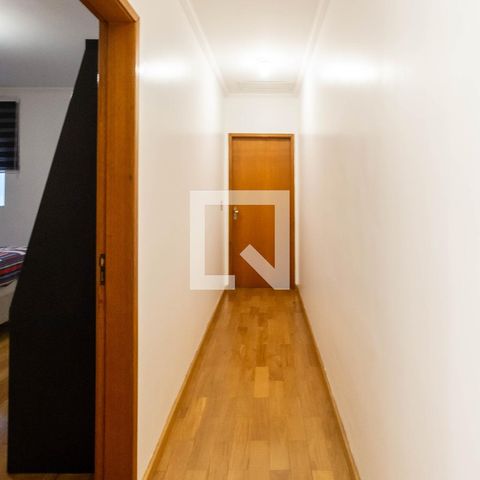 Casa à venda com 220m², 3 quartos e 4 vagasCorredor