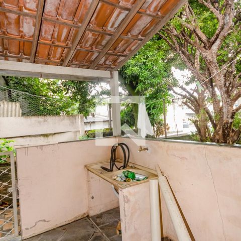 Casa à venda com 160m², 3 quartos e 2 vagasVaranda  - Área de Serviço