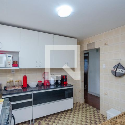 Casa à venda com 160m², 3 quartos e 2 vagasCozinha