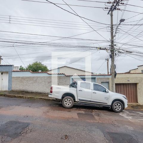 Casa à venda com 160m², 3 quartos e 2 vagasFachada