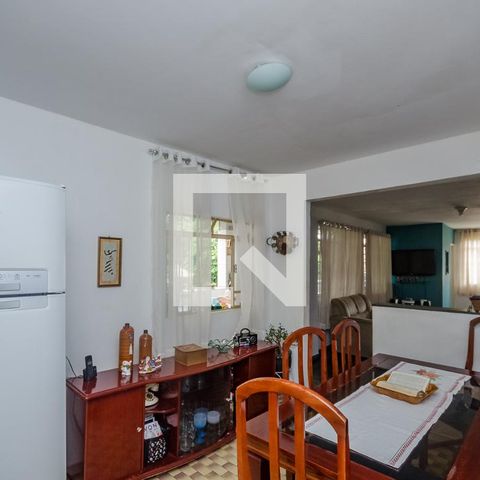Casa à venda com 160m², 3 quartos e 2 vagasSala 1