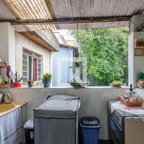 Casa à venda com 160m², 3 quartos e 2 vagasÁrea de Serviço