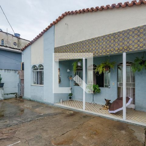 Casa à venda com 160m², 3 quartos e 2 vagasGaragem