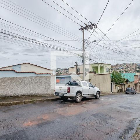 Casa à venda com 160m², 3 quartos e 2 vagasFachada