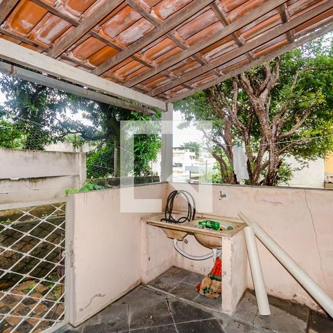 Casa à venda com 160m², 3 quartos e 2 vagasVaranda  - Área de Serviço