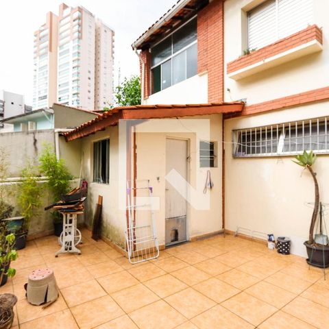 Casa à venda com 115m², 3 quartos e 2 vagasQuintal