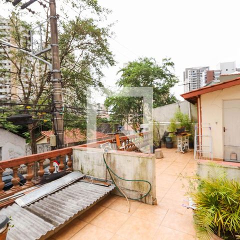 Casa à venda com 115m², 3 quartos e 2 vagasQuintal