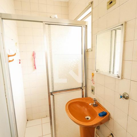 Casa à venda com 115m², 3 quartos e 2 vagasBanheiro