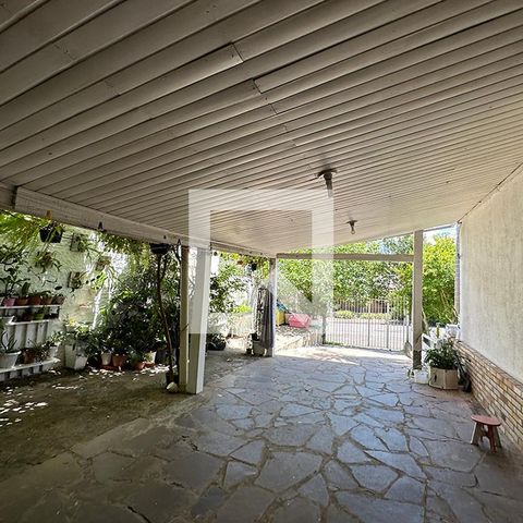 Casa à venda com 140m², 3 quartos e 2 vagasGaragem