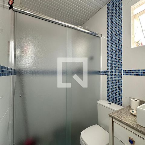 Casa à venda com 140m², 3 quartos e 2 vagasBanheiro Social