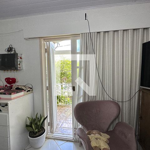 Casa à venda com 140m², 3 quartos e 2 vagasJanela da Suíte