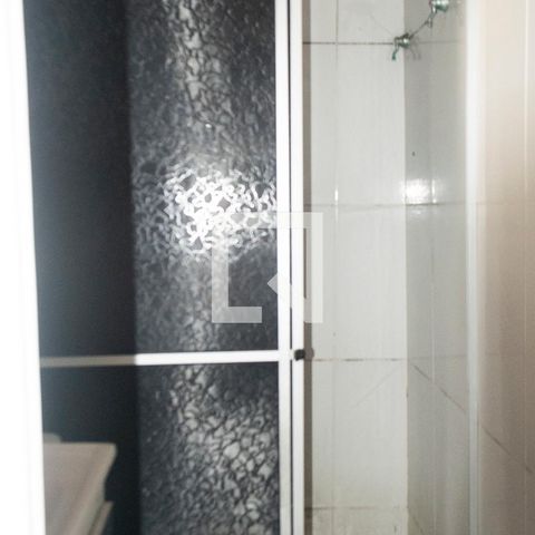 Casa à venda com 130m², 5 quartos e 2 vagas Casa à venda com 130m², 5 quartos e 2 vagasBanheiro casa 2