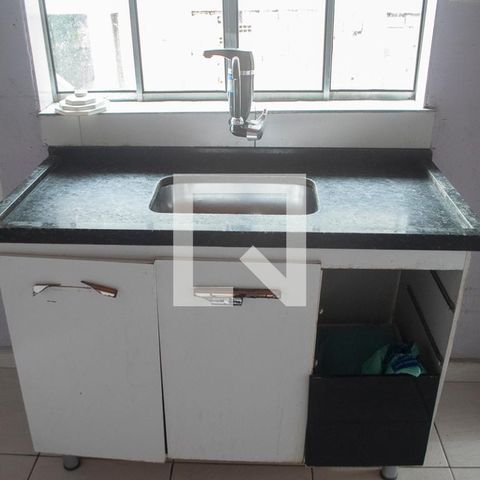 Casa à venda com 130m², 5 quartos e 2 vagas Casa à venda com 130m², 5 quartos e 2 vagasCozinha casa 2