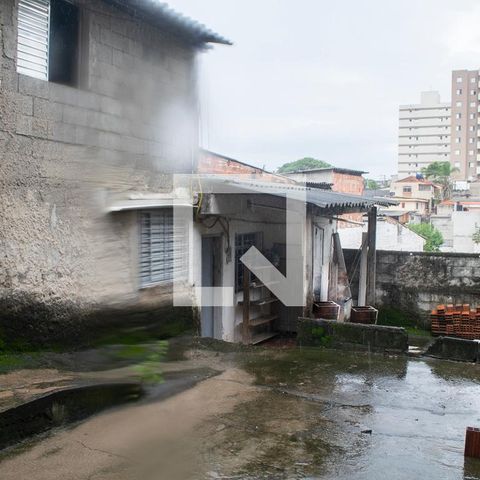 Casa à venda com 130m², 5 quartos e 2 vagas Casa à venda com 130m², 5 quartos e 2 vagasQuintal