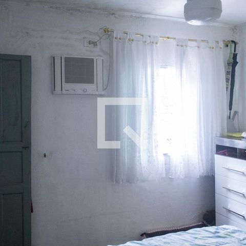 Casa à venda com 130m², 5 quartos e 2 vagas Casa à venda com 130m², 5 quartos e 2 vagasQuarto 1 casa 1