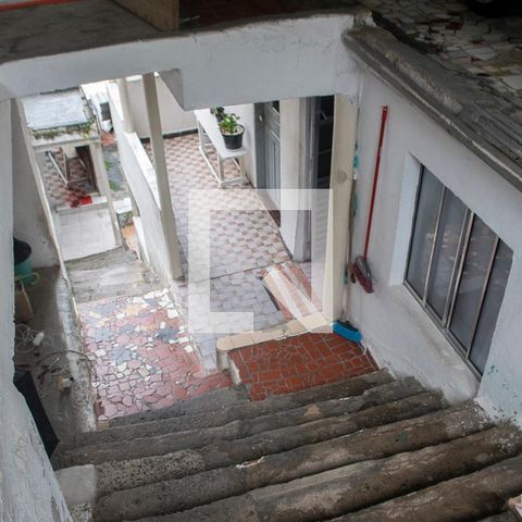 Casa à venda com 130m², 5 quartos e 2 vagas Casa à venda com 130m², 5 quartos e 2 vagasEntrada casas