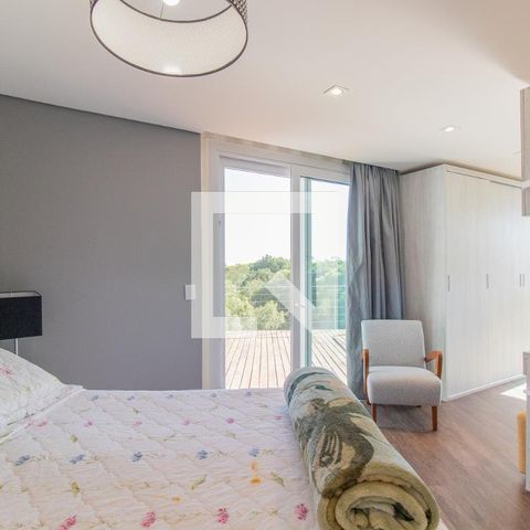 Casa à venda com 340m², 3 quartos e 3 vagasQuarto 3 - Suíte
