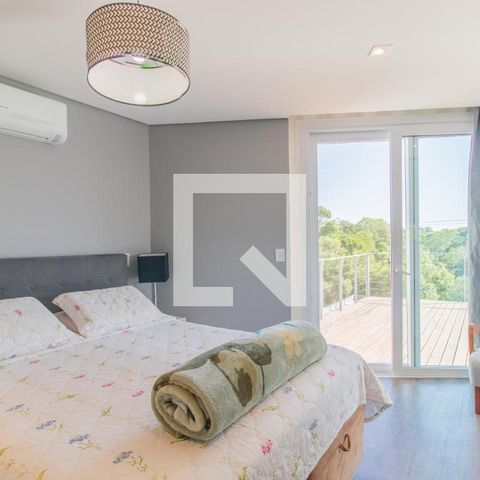 Casa à venda com 340m², 3 quartos e 3 vagasQuarto 3 - Suíte