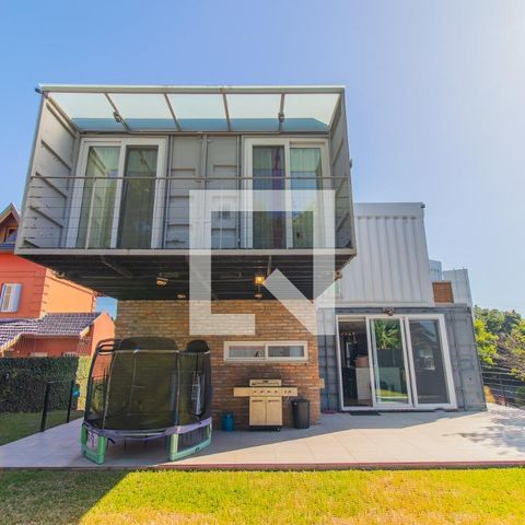 Casa à venda com 340m², 3 quartos e 3 vagasÁrea Externa