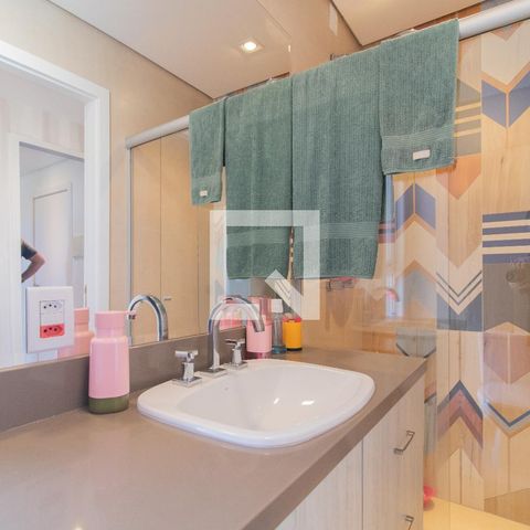 Casa à venda com 340m², 3 quartos e 3 vagasBanheiro Corredor