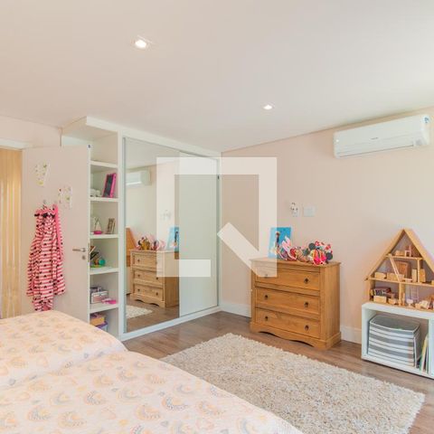 Casa à venda com 340m², 3 quartos e 3 vagasQuarto 2