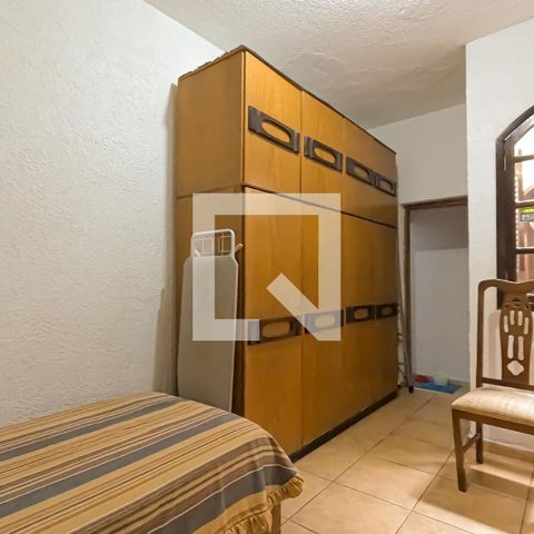 Casa à venda com 180m², 4 quartos e 2 vagas Casa à venda com 180m², 4 quartos e 2 vagasQuarto 3