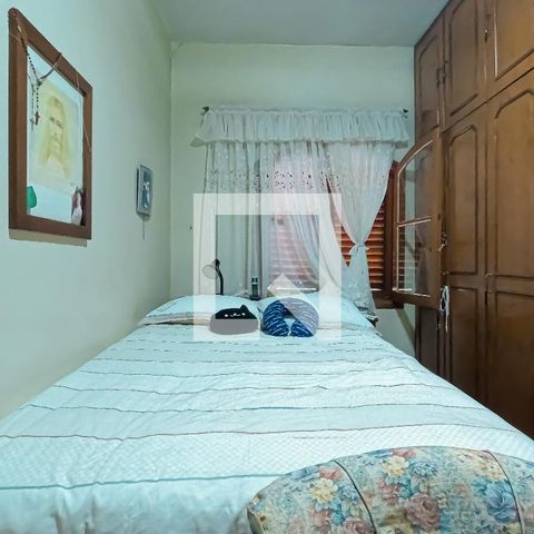 Casa à venda com 180m², 4 quartos e 2 vagas Casa à venda com 180m², 4 quartos e 2 vagasQuarto 1