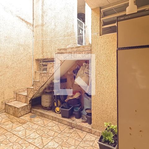 Casa à venda com 180m², 4 quartos e 2 vagas Casa à venda com 180m², 4 quartos e 2 vagasÁrea de Serviço